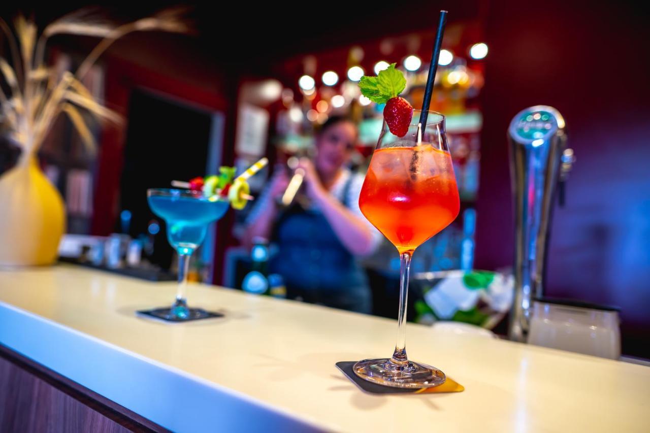 钟楼加加索纳东拉希德酒店 卡尔卡松 外观 照片